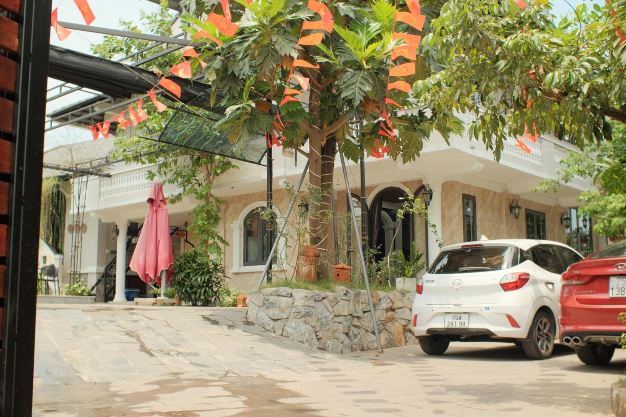 Iris Hill Villa Hue Exterior foto